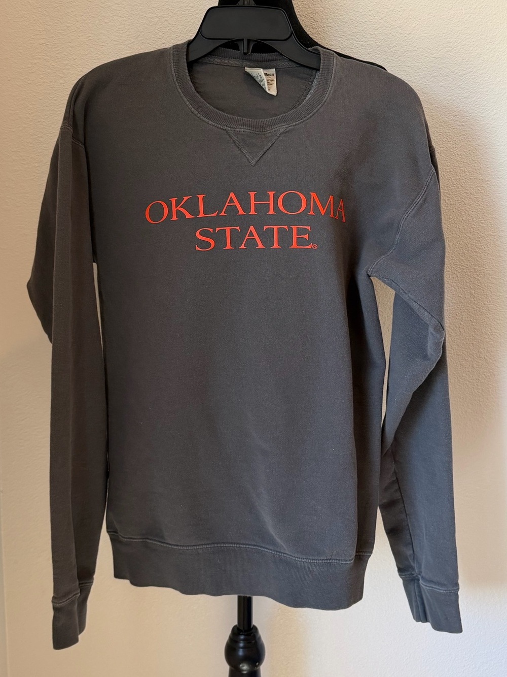Oklahoma State Gray Crewneck Sweater Comfort Wash size S
